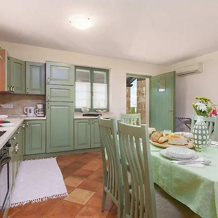 Holiday home Baldasi Vizinada