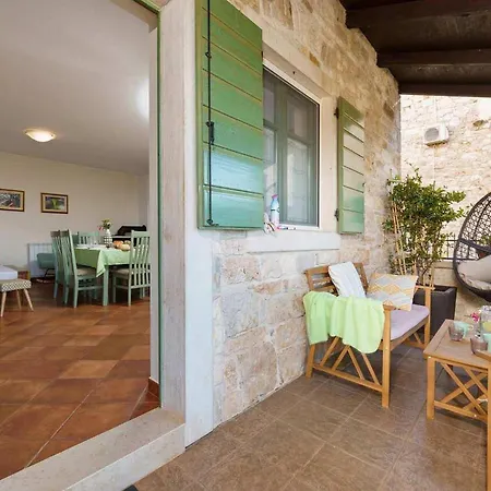 Baldasi Holiday home *